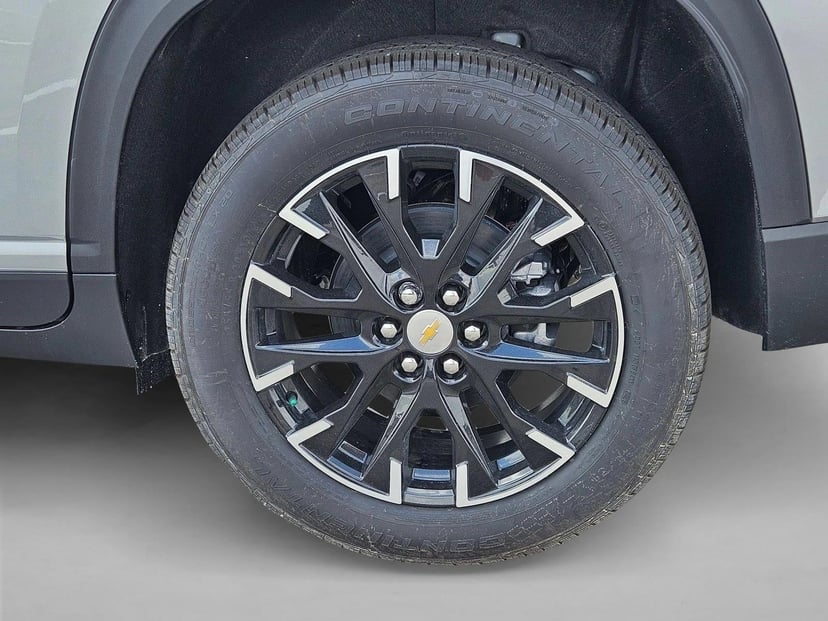 2026 Chevrolet Traverse - Image 10