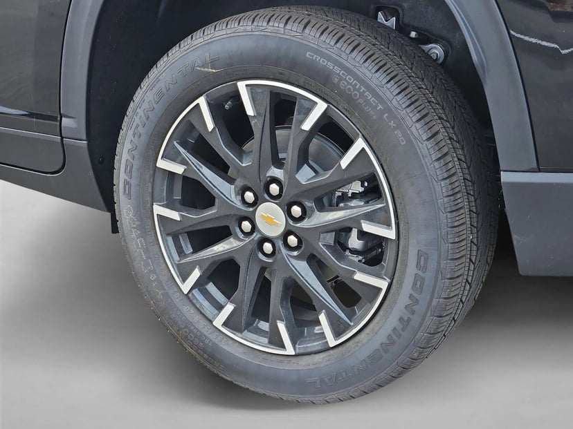 2026 Chevrolet Traverse - Image 10