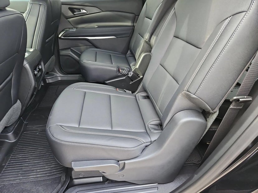 2026 Chevrolet Traverse - Image 16