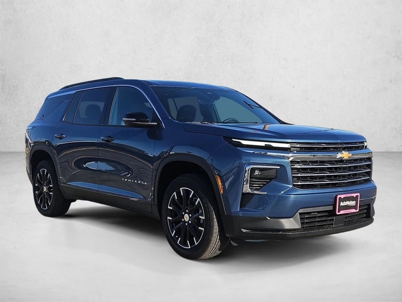 2026 Chevrolet Traverse - Image 7