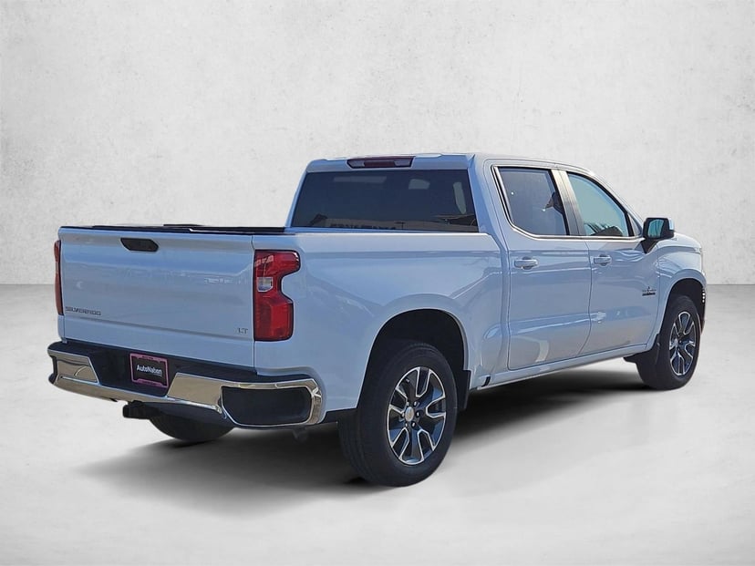2026 Chevrolet Silverado 1500 - Image 2