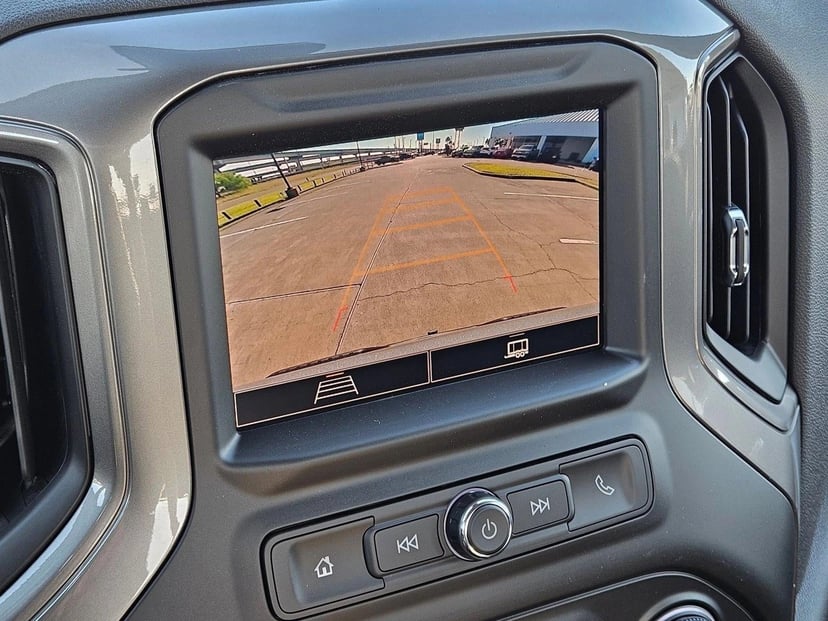 2026 Chevrolet Silverado 1500 - Image 13