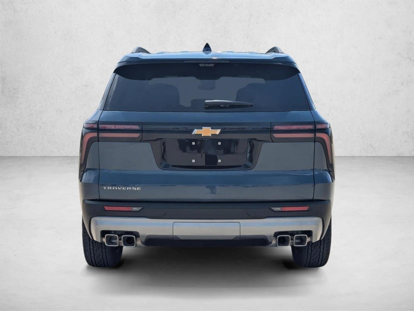 2026 Chevrolet Traverse - Image 8