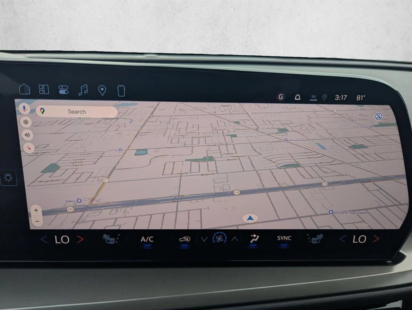 2026 Chevrolet Traverse - Image 14
