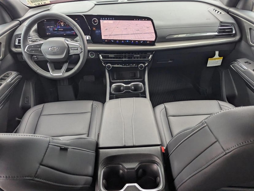 2026 Chevrolet Traverse - Image 15