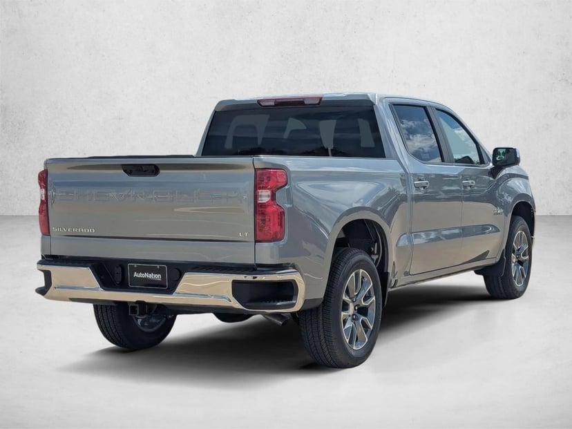2026 Chevrolet Silverado 1500 - Image 2
