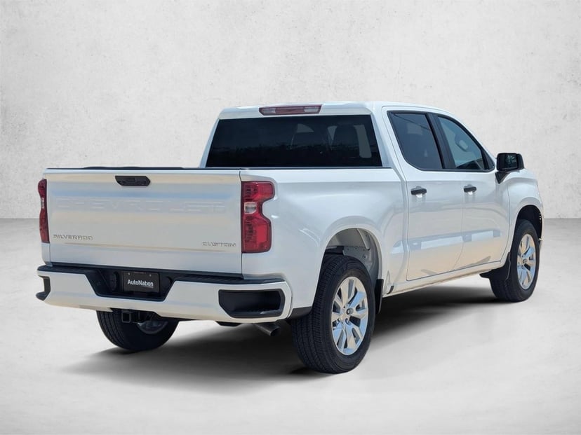2026 Chevrolet Silverado 1500 - Image 2