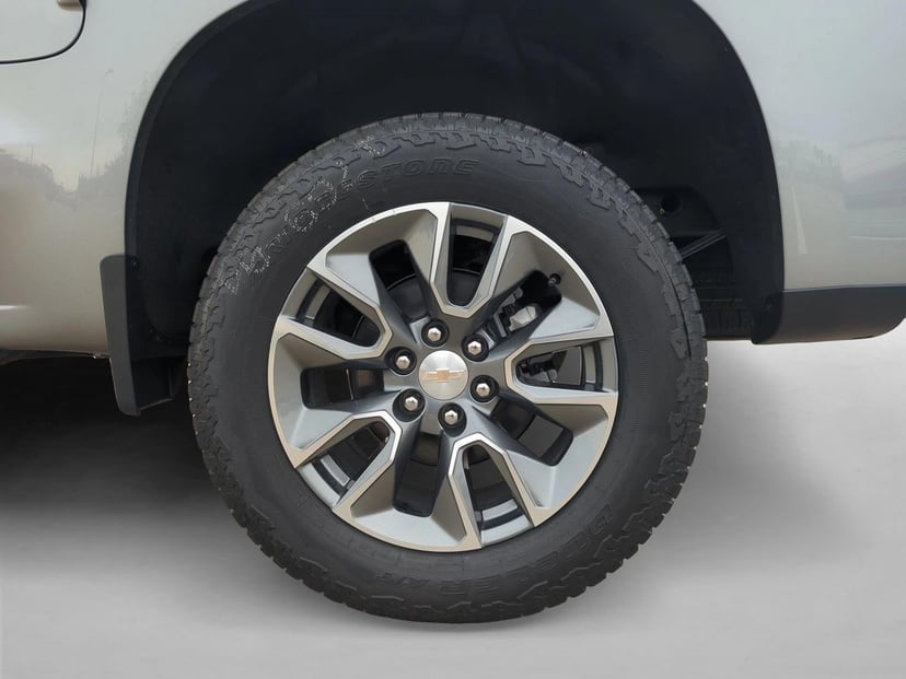 2026 Chevrolet Silverado 1500 - Image 10