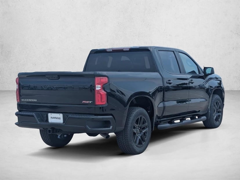 2026 Chevrolet Silverado 1500 - Image 2