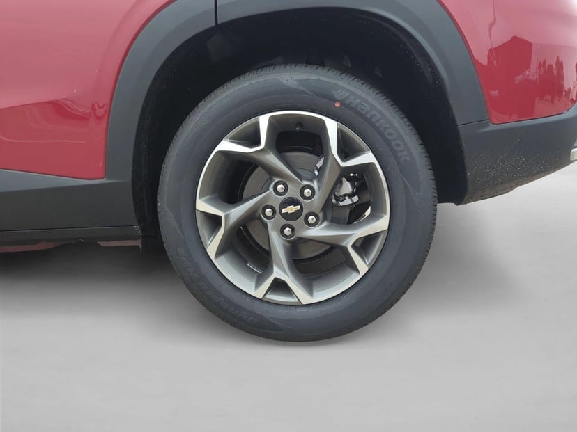 2026 Chevrolet Trax - Image 11