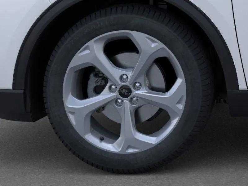 2026 Ford Escape - Image 19