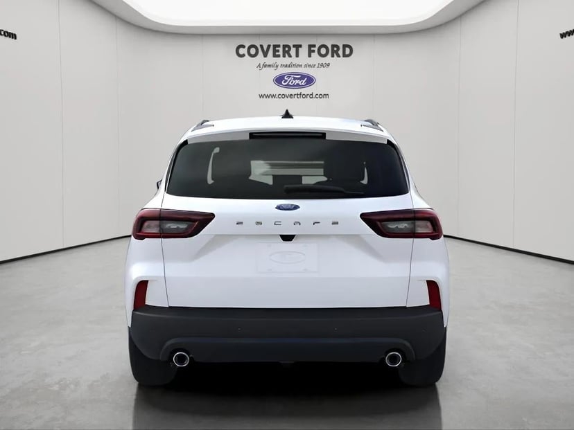 2026 Ford Escape - Image 5