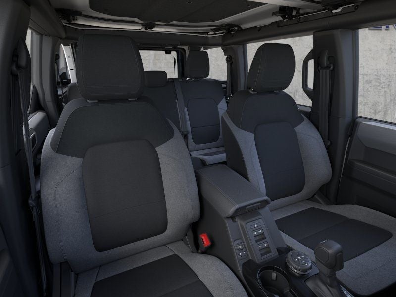 2026 Ford Bronco - Image 11