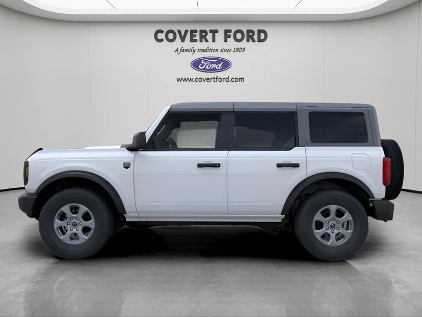 2026 Ford Bronco - Image 3