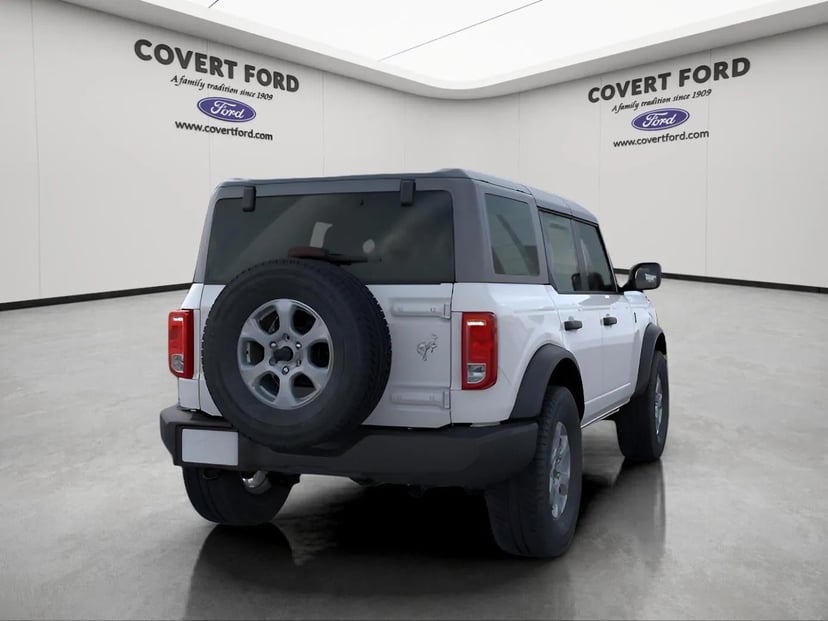 2026 Ford Bronco - Image 8