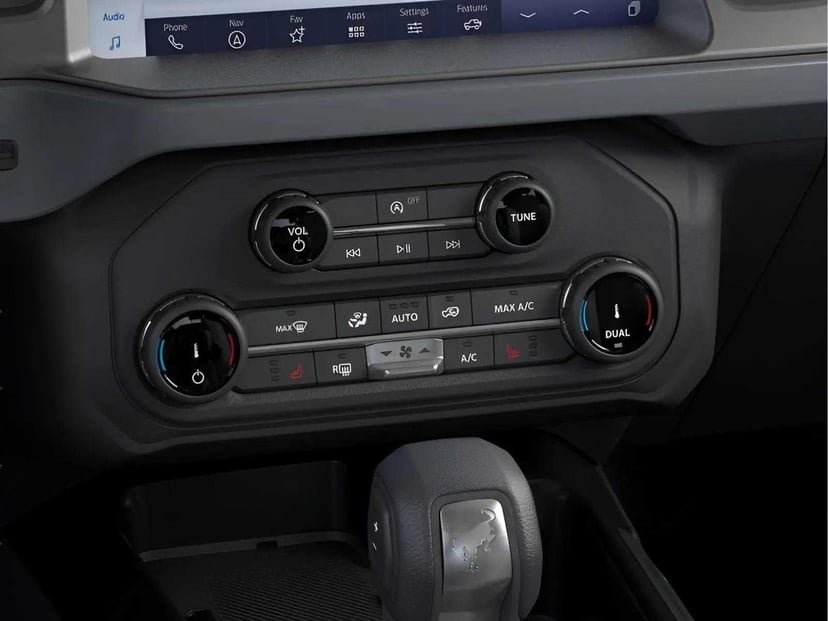 2026 Ford Bronco - Image 7