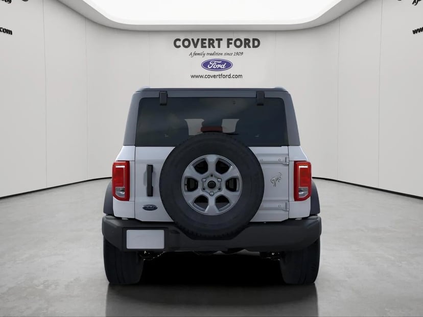 2026 Ford Bronco - Image 14