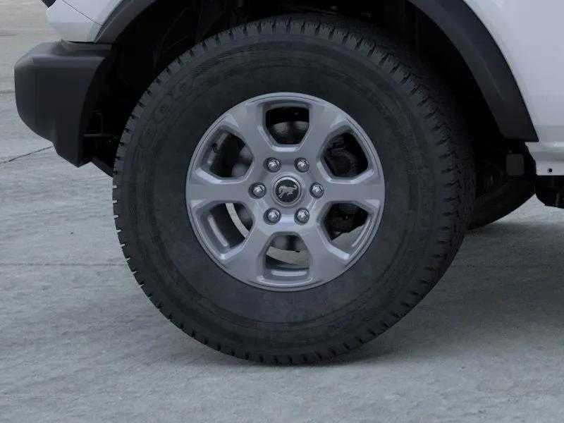 2026 Ford Bronco - Image 15
