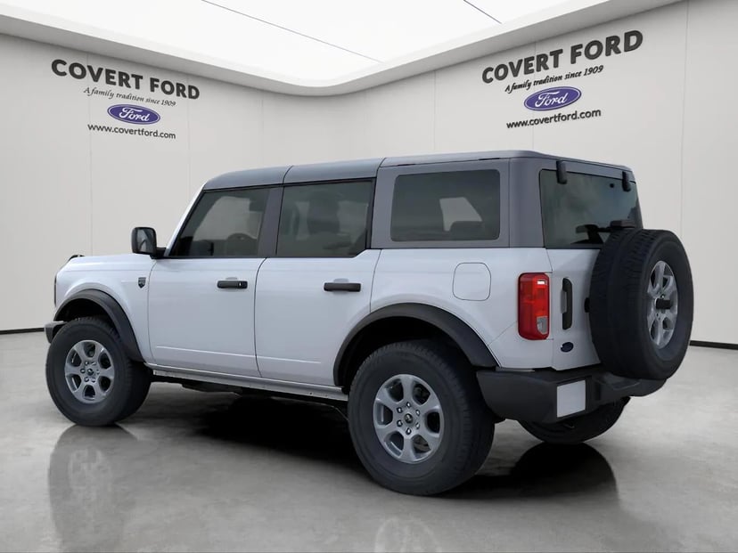 2026 Ford Bronco - Image 2