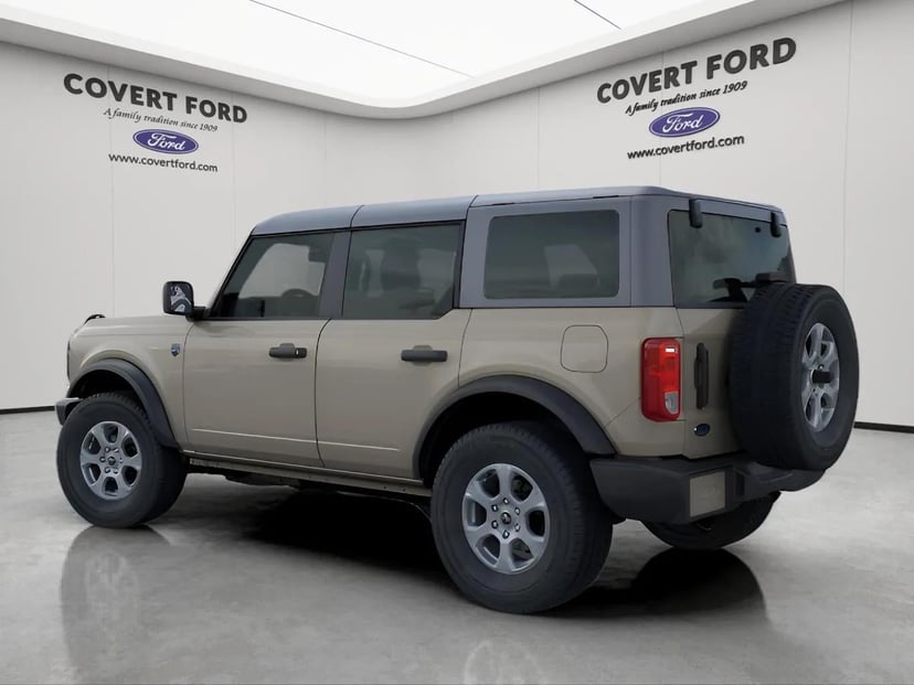 2026 Ford Bronco - Image 4