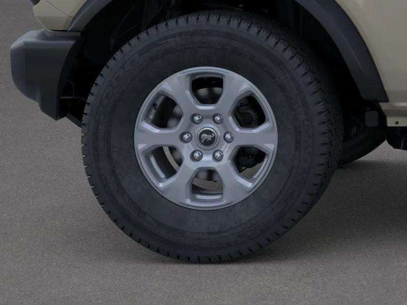 2026 Ford Bronco - Image 15