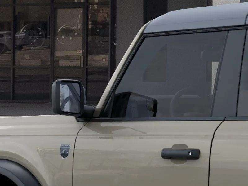 2026 Ford Bronco - Image 16