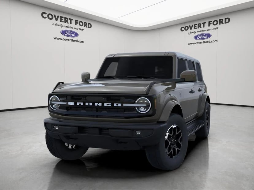 2026 Ford Bronco - Image 2