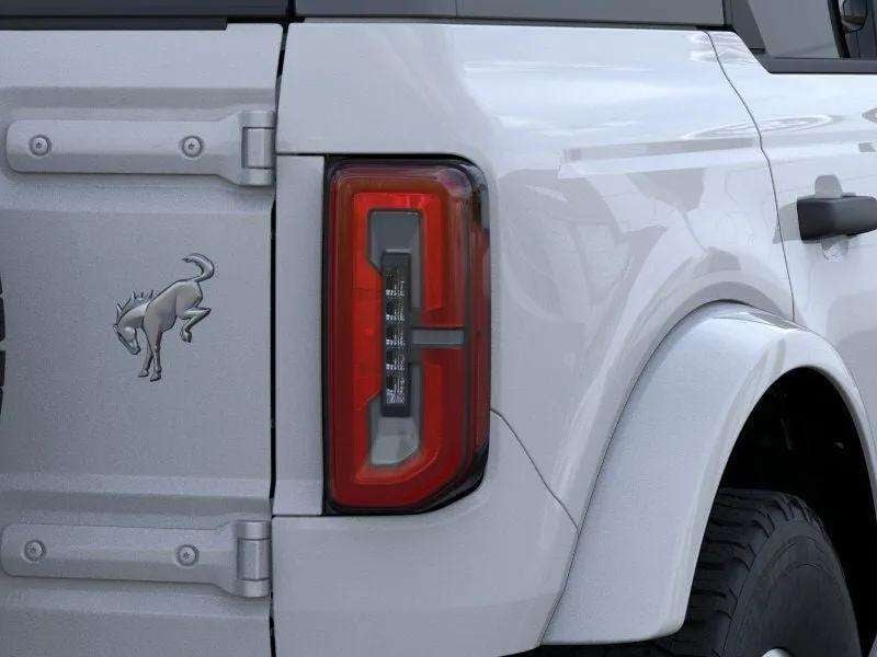 2026 Ford Bronco - Image 23