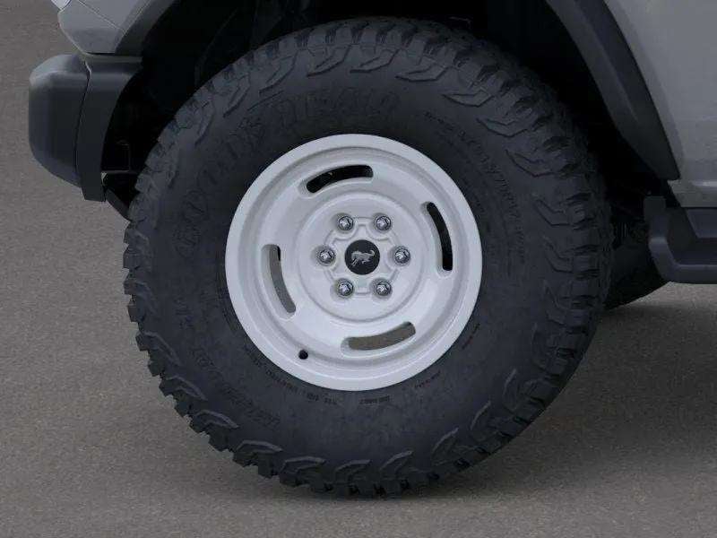 2026 Ford Bronco - Image 17