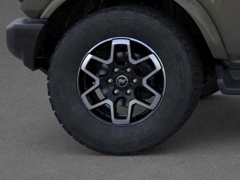 2026 Ford Bronco - Image 21
