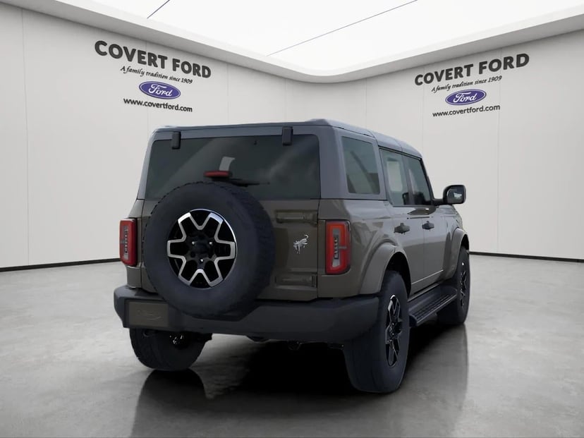 2026 Ford Bronco - Image 8