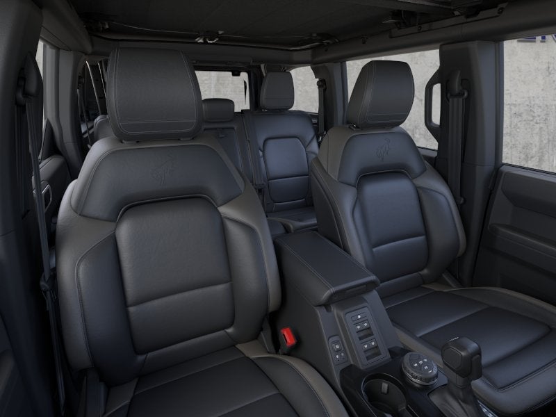 2026 Ford Bronco - Image 4