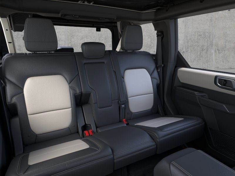 2026 Ford Bronco - Image 4