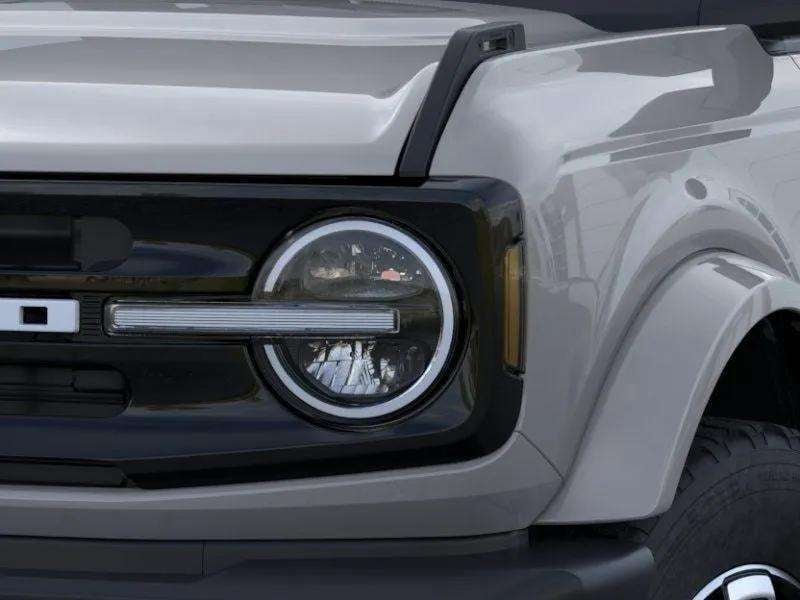 2026 Ford Bronco - Image 13