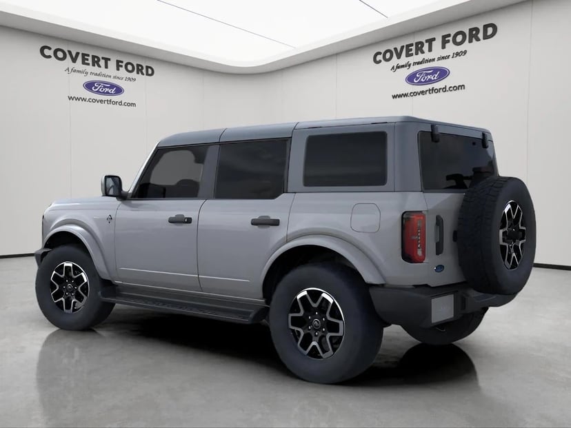2026 Ford Bronco - Image 4