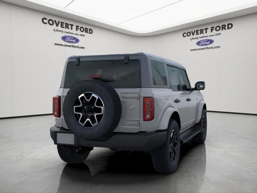 2026 Ford Bronco - Image 8