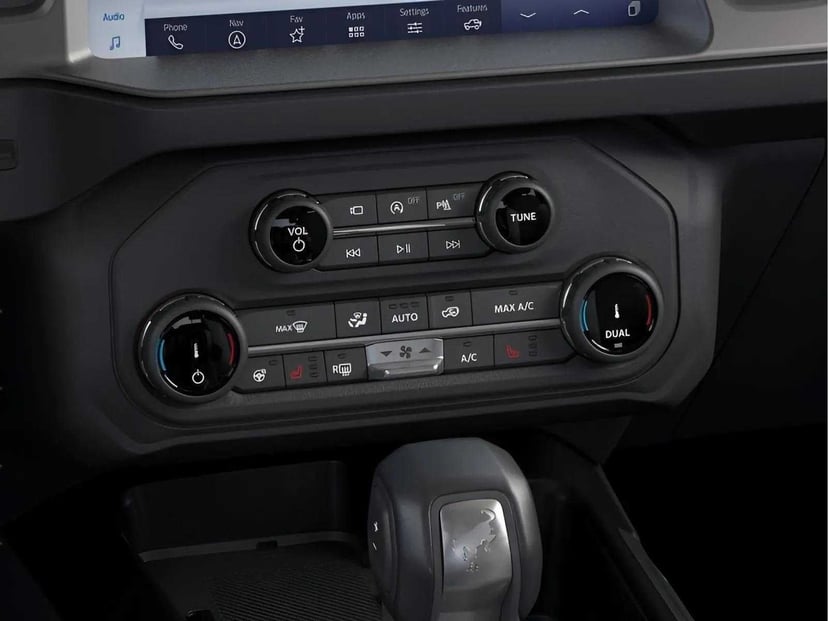 2026 Ford Bronco - Image 16