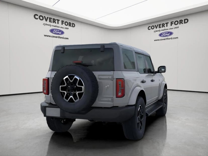 2026 Ford Bronco - Image 8