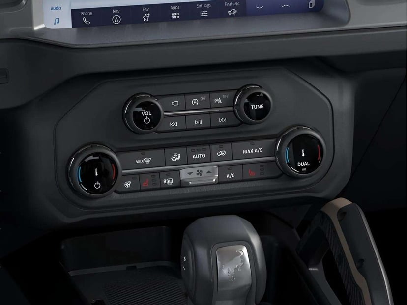 2026 Ford Bronco - Image 10