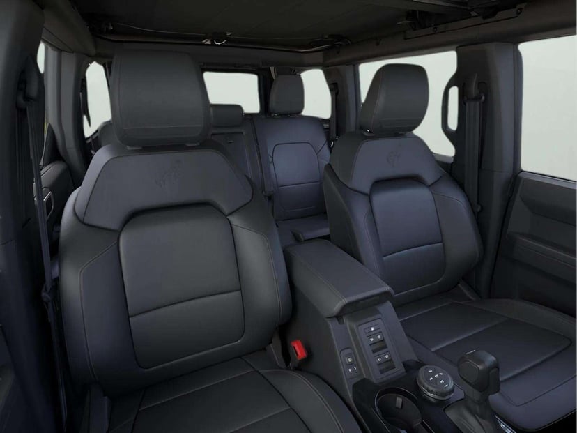 2026 Ford Bronco - Image 4
