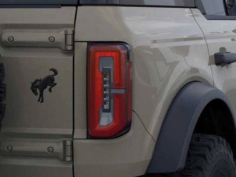 2026 Ford Bronco - Image 23