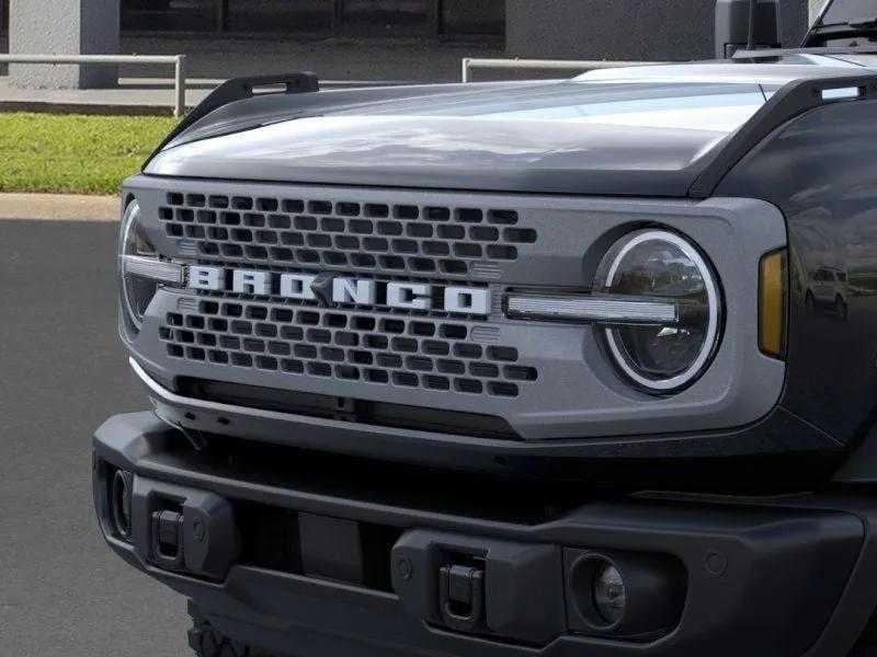 2026 Ford Bronco - Image 19
