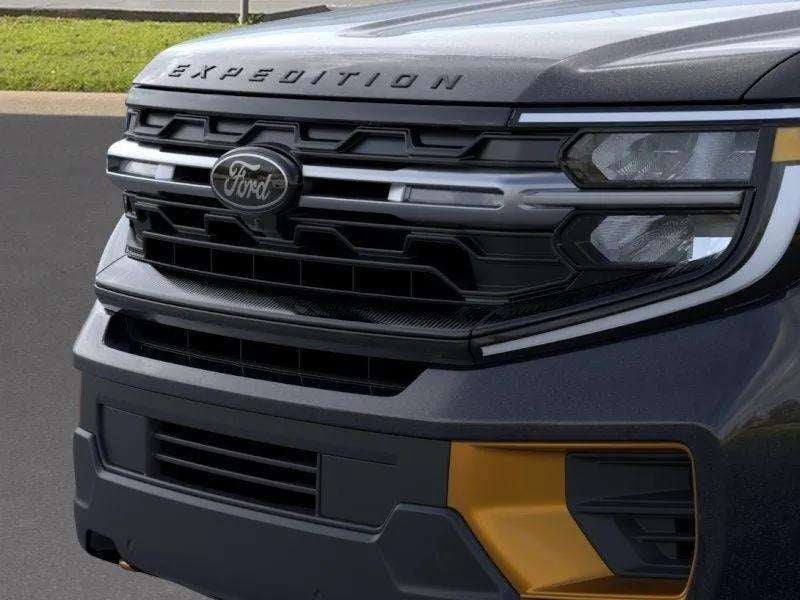 2026 Ford Expedition - Image 14
