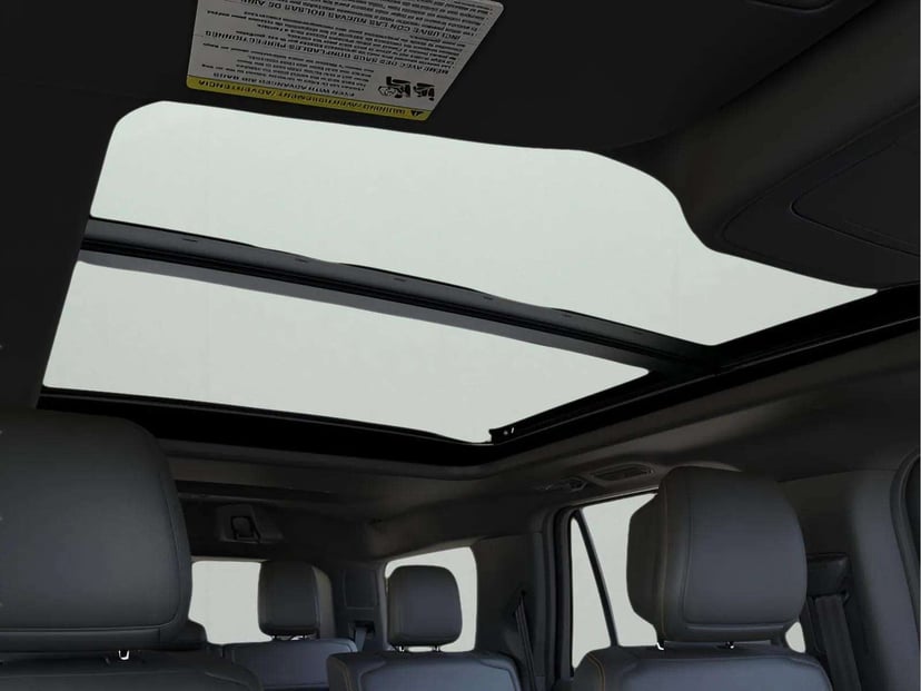 2026 Ford Expedition - Image 4