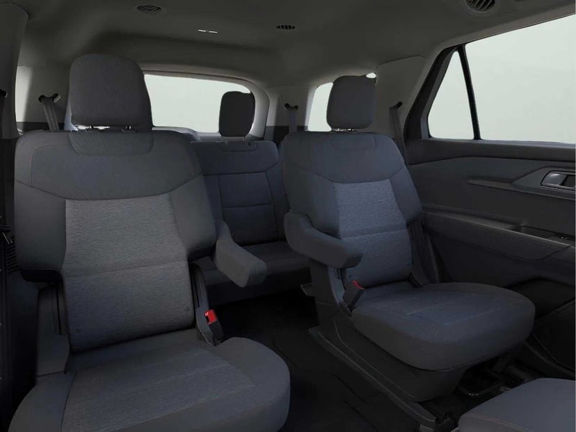 2026 Ford Explorer - Image 11