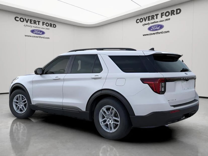 2026 Ford Explorer - Image 4