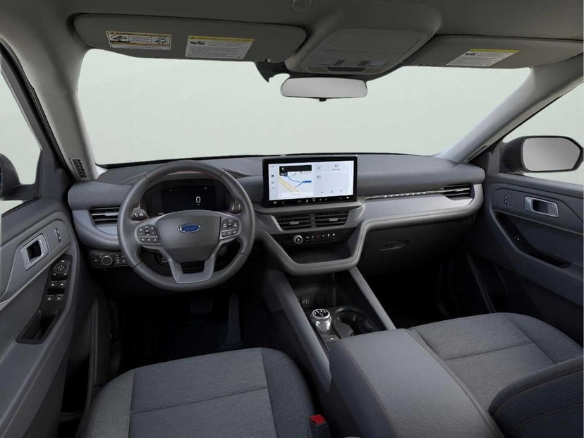 2026 Ford Explorer - Image 9