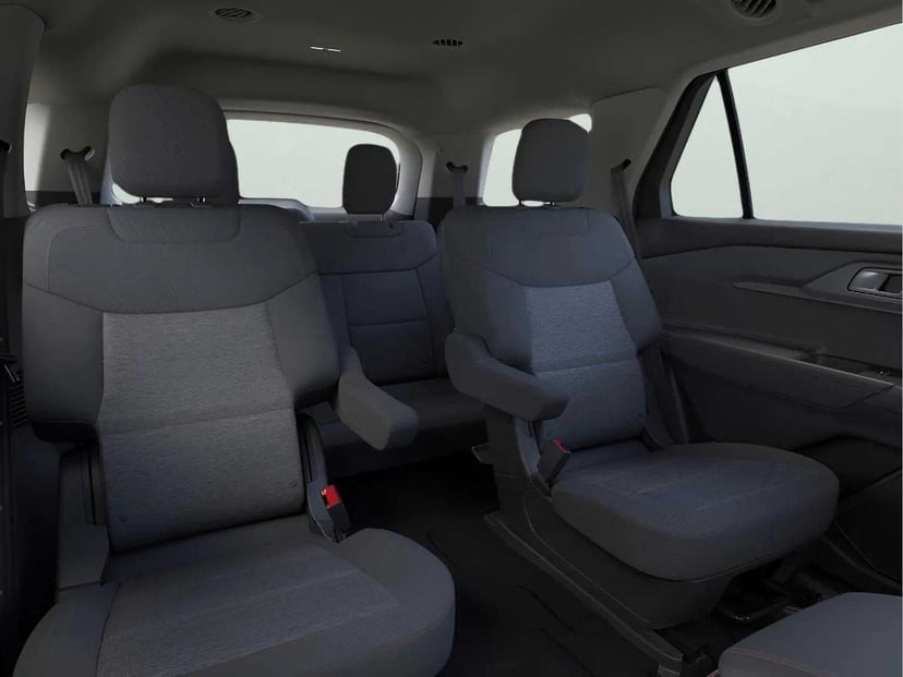 2026 Ford Explorer - Image 11