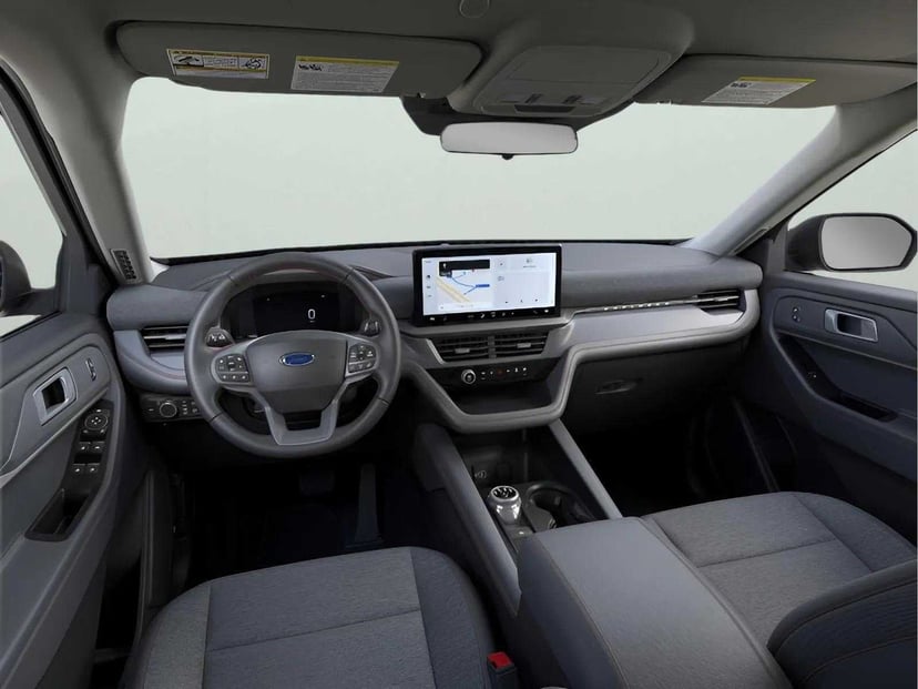 2026 Ford Explorer - Image 9
