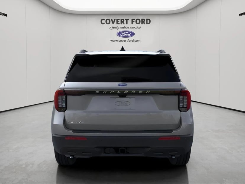 2026 Ford Explorer - Image 5
